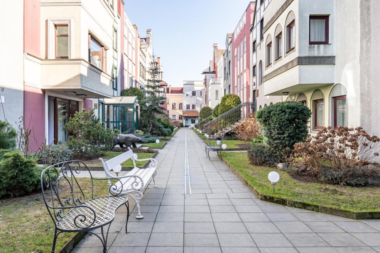 Black Bear Gdansk Exterior photo